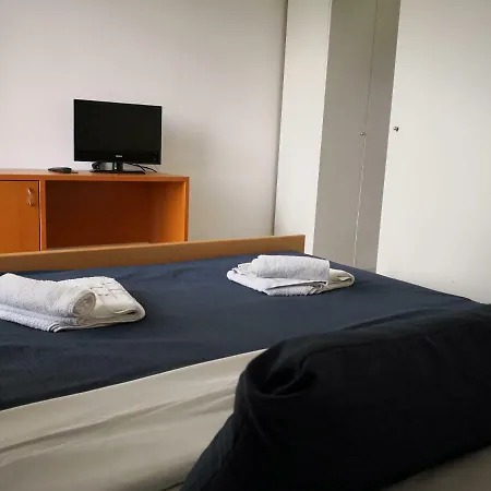 Gostinjska kuća Dupin 3*