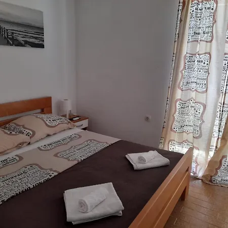 Dupin Gostinjska kuća 3*